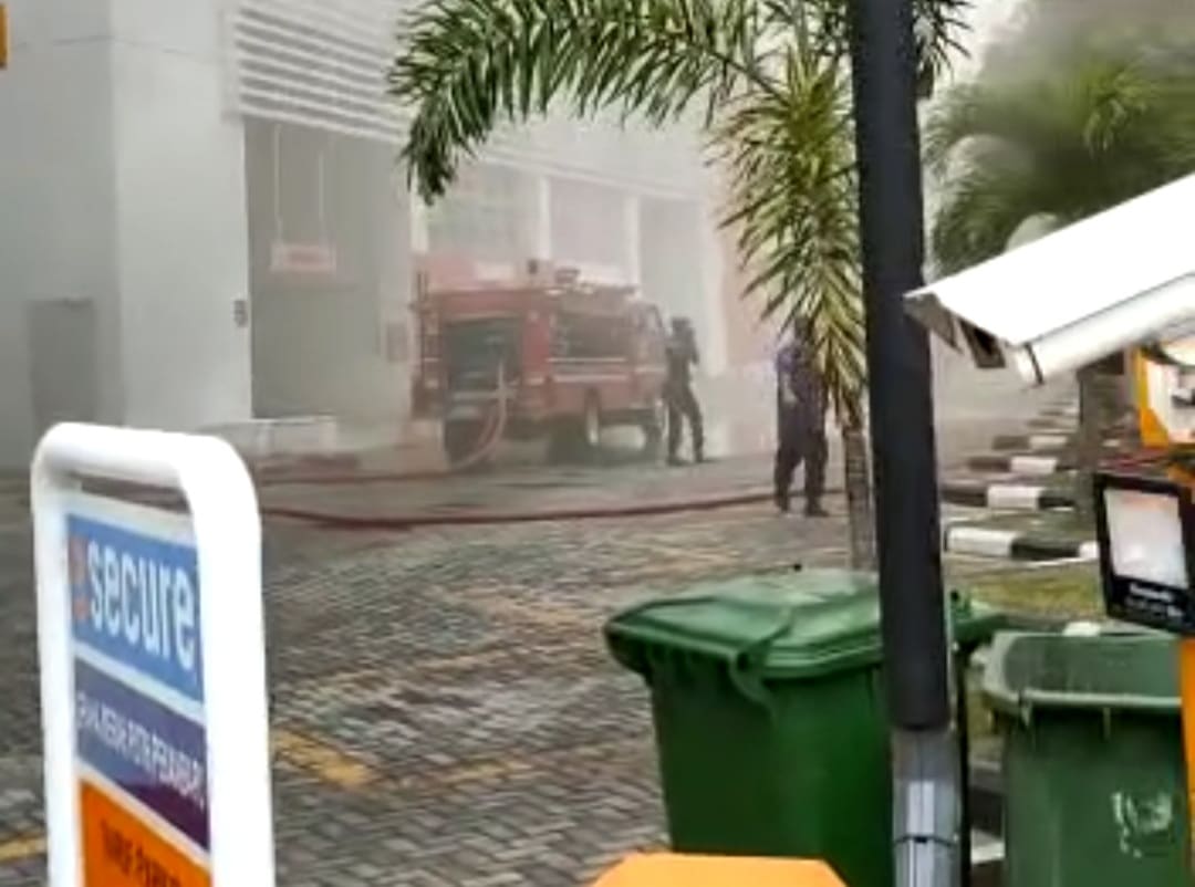 Gedung di Pekan Baru Riau Terbakar, Jaringan Telkomsel Hilang