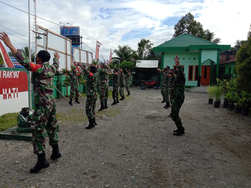 Senam Pagi Cara TNI di Nagan Raya Jaga Kebugaran Tubuh Cegah Covid – 19