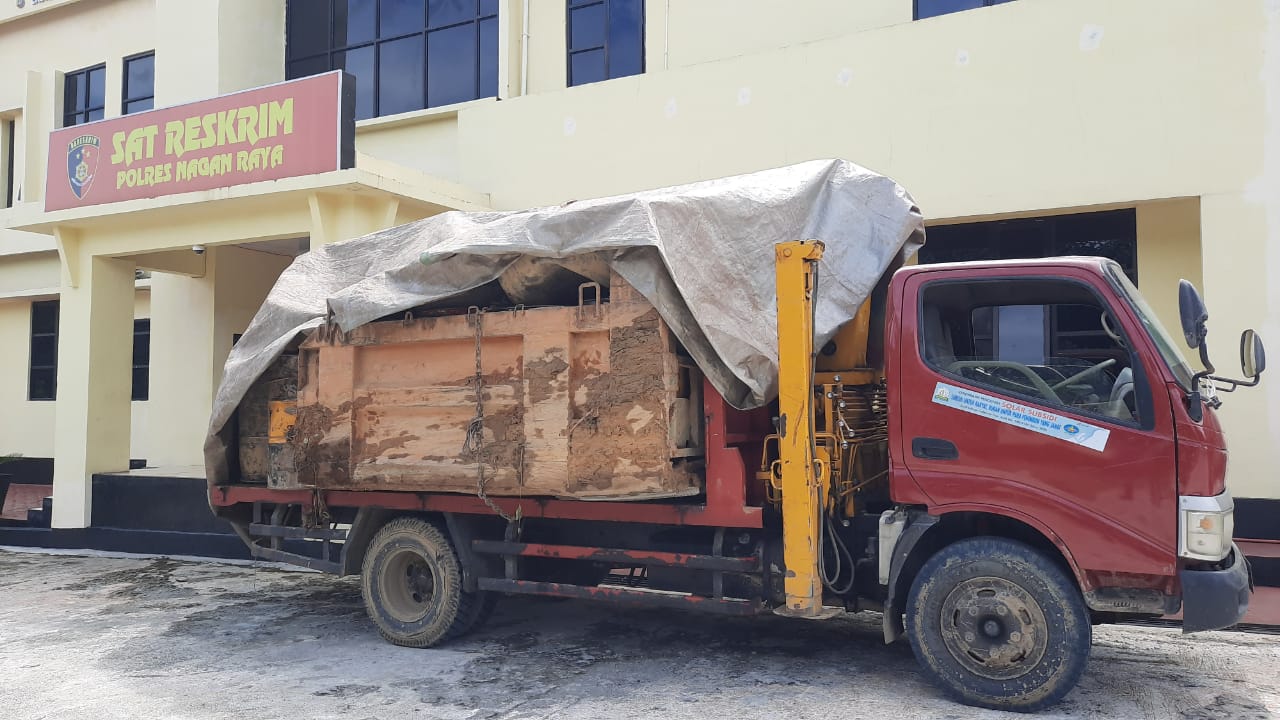 Truk Angkut 13 Drum BBM Bersubsidi di Amankan Polisi Nagan Raya