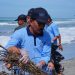 DKPP Nagan Raya gelar Aksi Bersih Pantai di Tripa Makmur