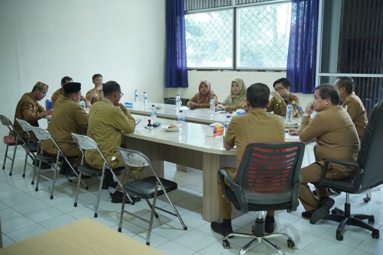 Disperindagkop Nagan Raya Gelar Rakor Sosialisasi Pembentukan Koperasi Merah Putih