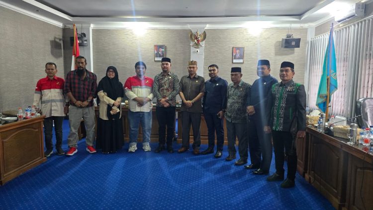 Ketua Komisi I DPRK Minta PT AJB dan PT Mifa Hentikan Sementara Eksploitasi Tambang di Nagan Raya