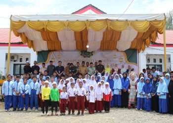 Wabup Nagan Raya Hadiri Perayaan Maulid Nabi Muhammad SAW 1447 H