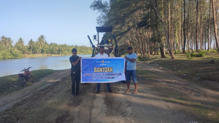 PT Socfindo Seunagan Perbaiki Jalan Rusak Sepanjang 3.100 Meter di Nagan Raya