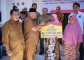 Bupati TRK Serahkan Bantuan Sosial Rp9,8 Miliar bagi Korban Bencana Hidrometeorologi di Beutong Ateuh Banggalang