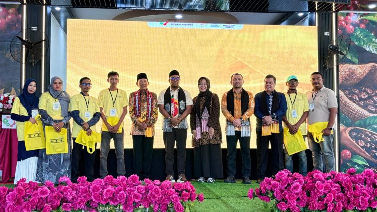 Ampon Bang Bersama Kementerian Perindustrian gelar Pelatihan  Wirausaha Baru di Nagan Raya